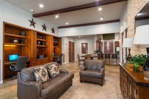 Apartments For Rent in Katy, TX - Clubhouse Interior Cyber Cafe, Seating Area and View of Kitchen     